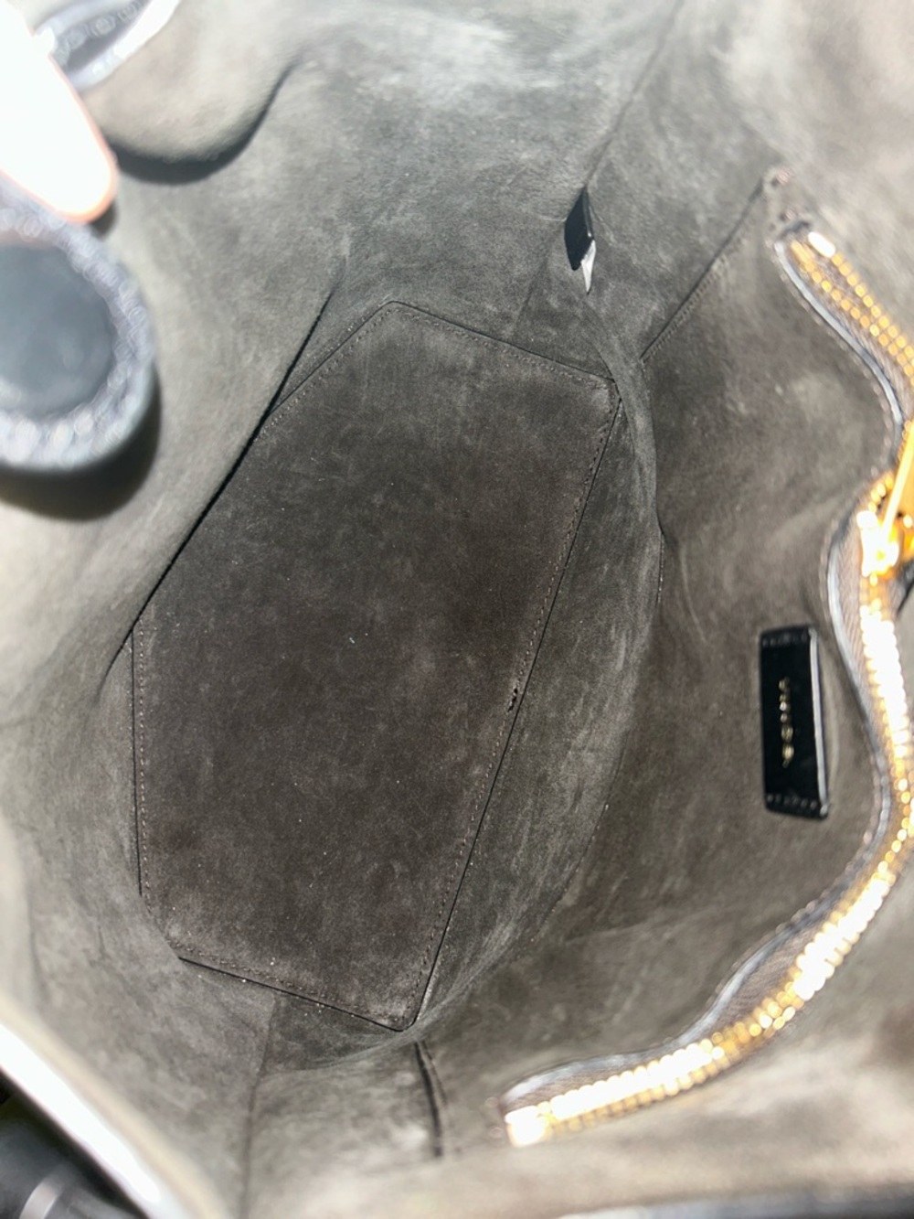 VINCE Ava Leather Crossbody Bag - Picture 11 of 14